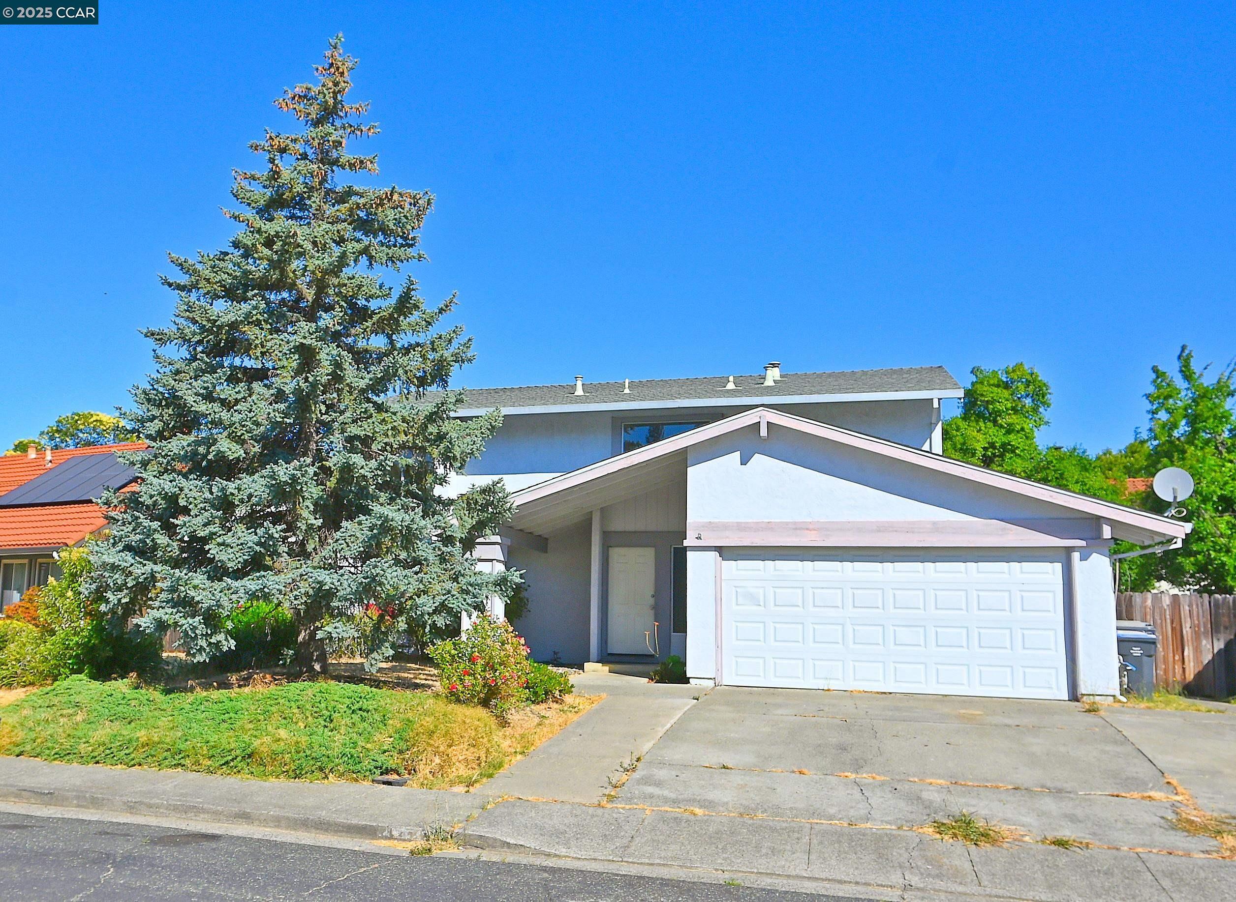 Property Photo: 424 Chelsea Way CA 94533