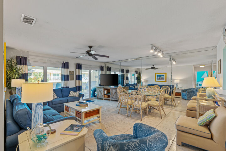 Property Photo: 775 Gulf Shore Drive Unit 3208 FL 32541