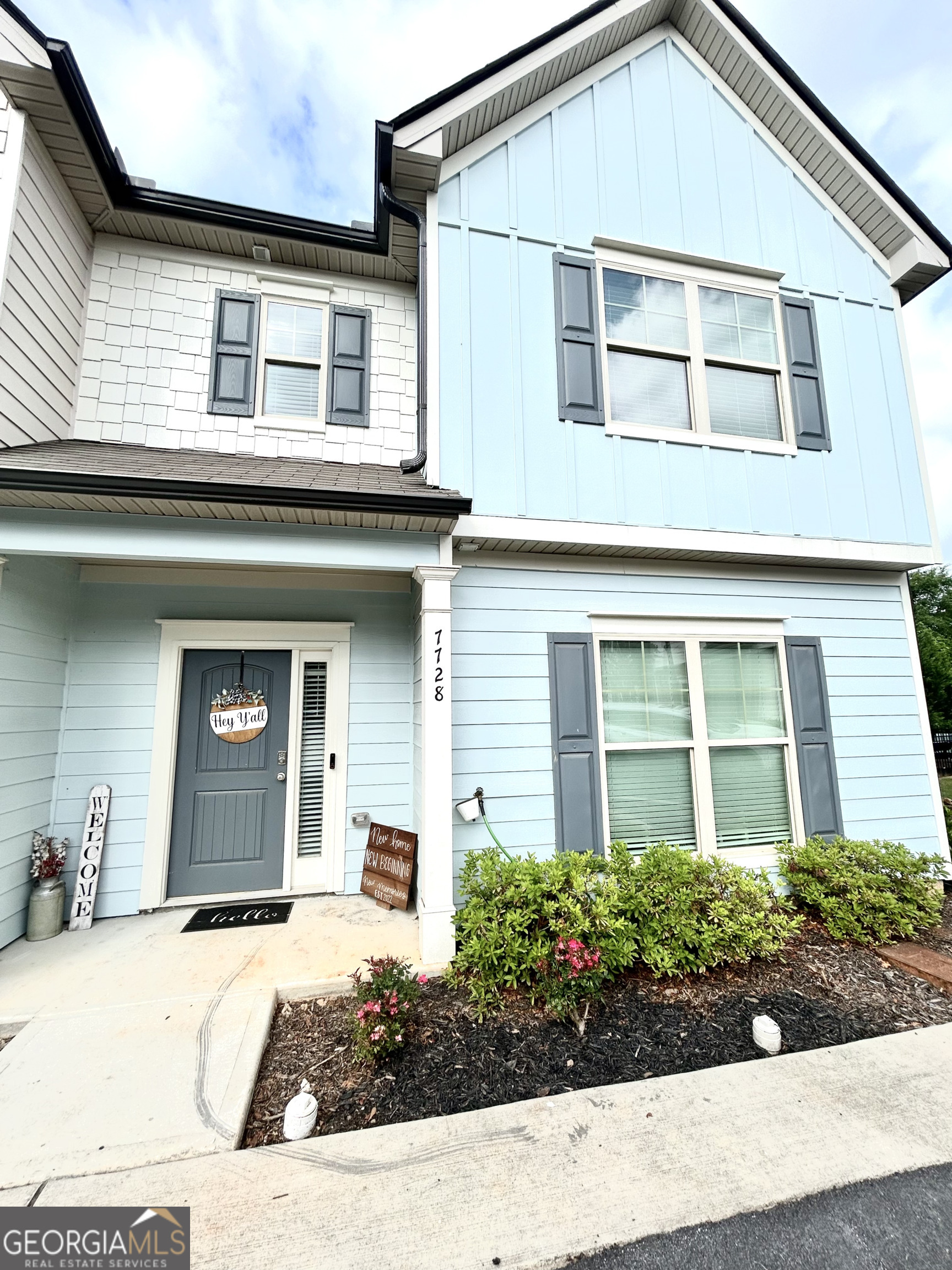 Property Photo: 7728 Fawn Circle GA 30014