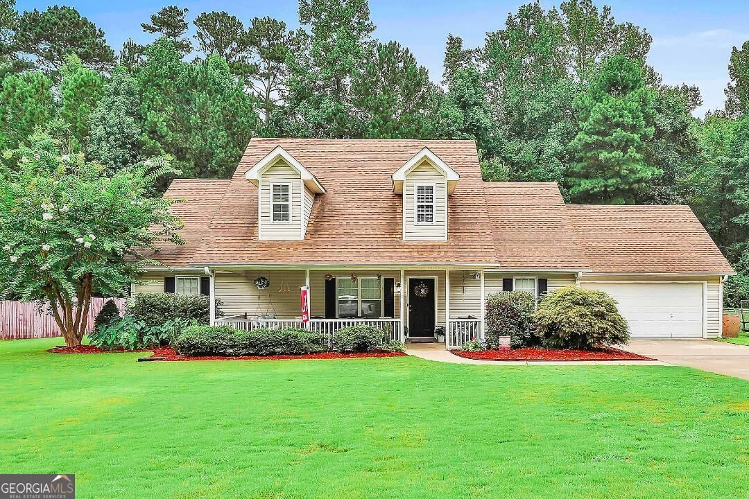 Property Photo: 1715 Honeybee Creek Drive GA 30224