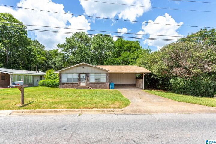Property Photo:  305 Glade Road  AL 36206 