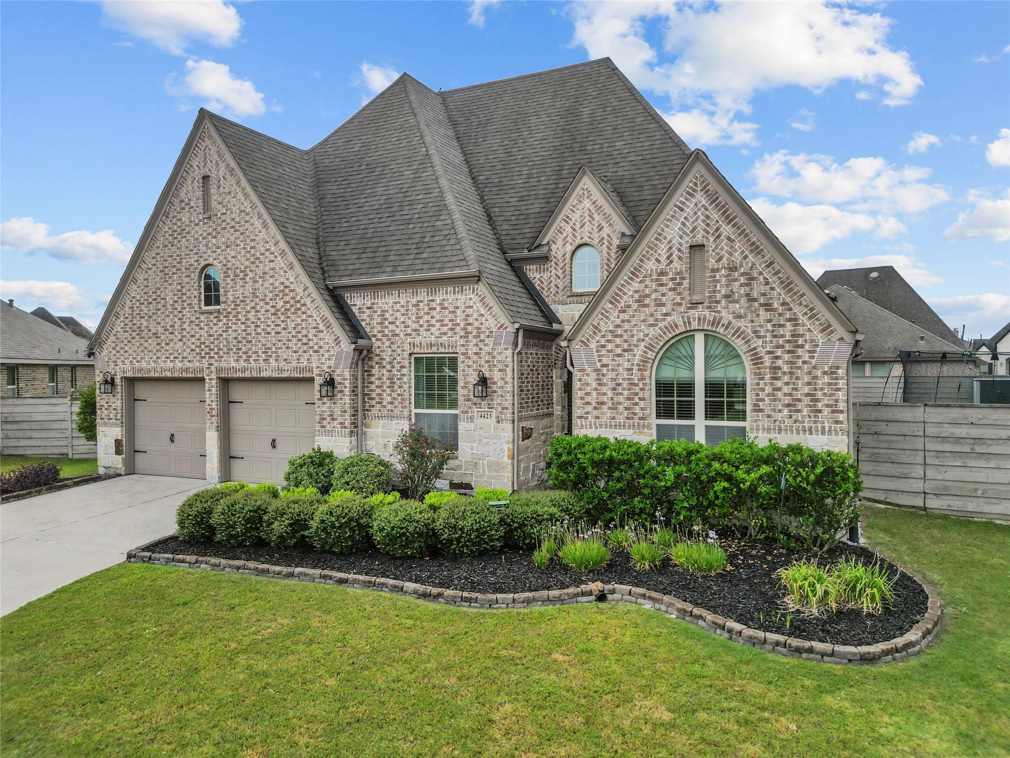 Property Photo: 4423 Willow Crest Lane TX 77578