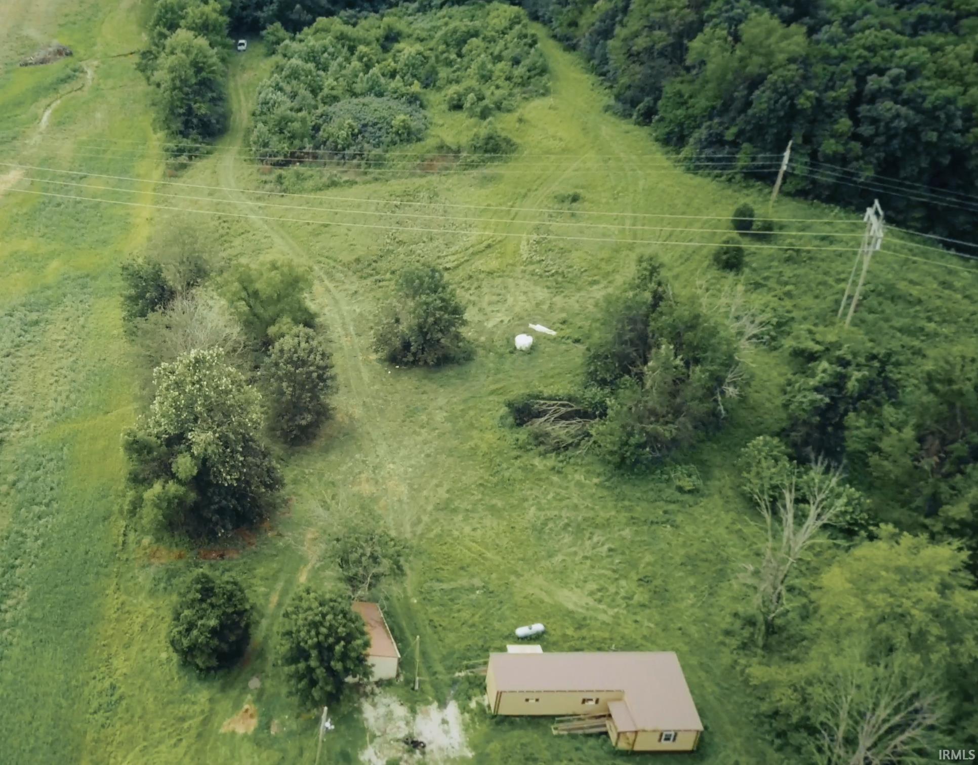 Property Photo:  6016 E Co Rd 550 N  IN 47564 