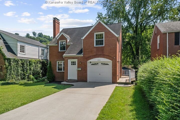2111 Kanawha Avenue SE  Charleston WV 25304 photo