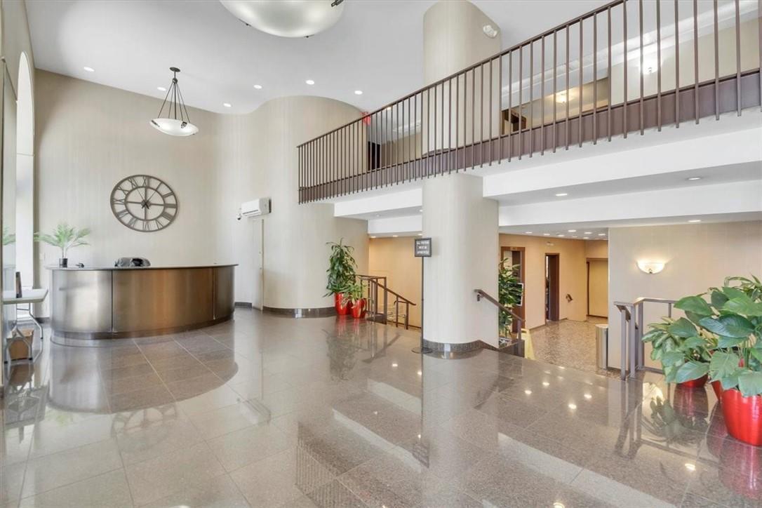 Property Photo: 15 Stewart Place 12J NY 10603