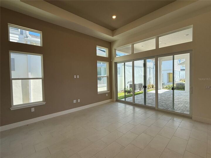 Property Photo:  10040 Peebles Street  FL 32827 