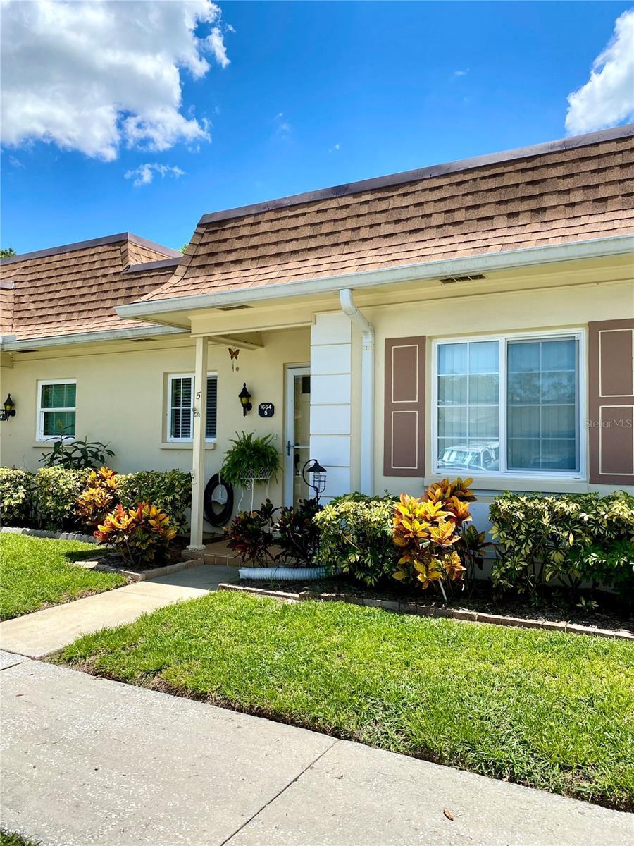 Property Photo: 1664 S Lake Avenue 5 FL 33756