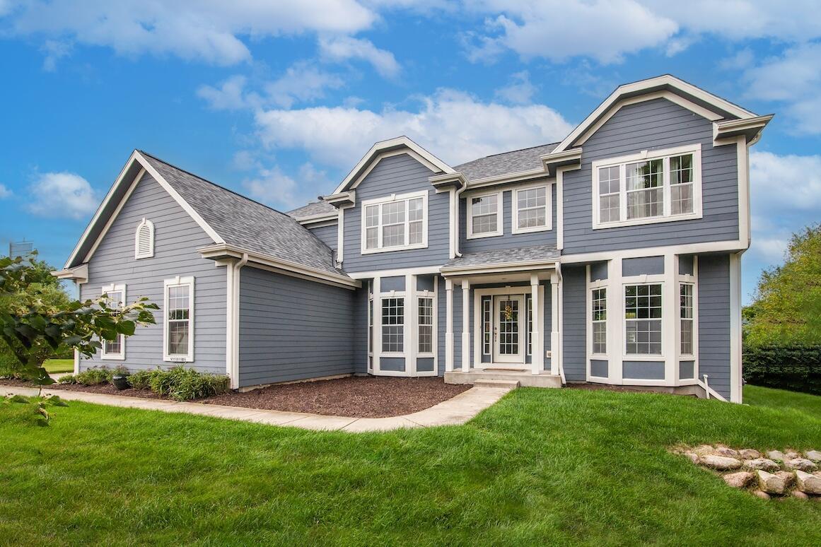 Property Photo:  W351n5949 Westshore Ct  WI 53066 