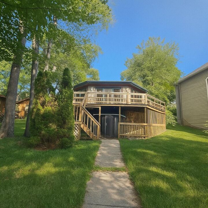 Property Photo: 11714 Bradley Drive MI 49249
