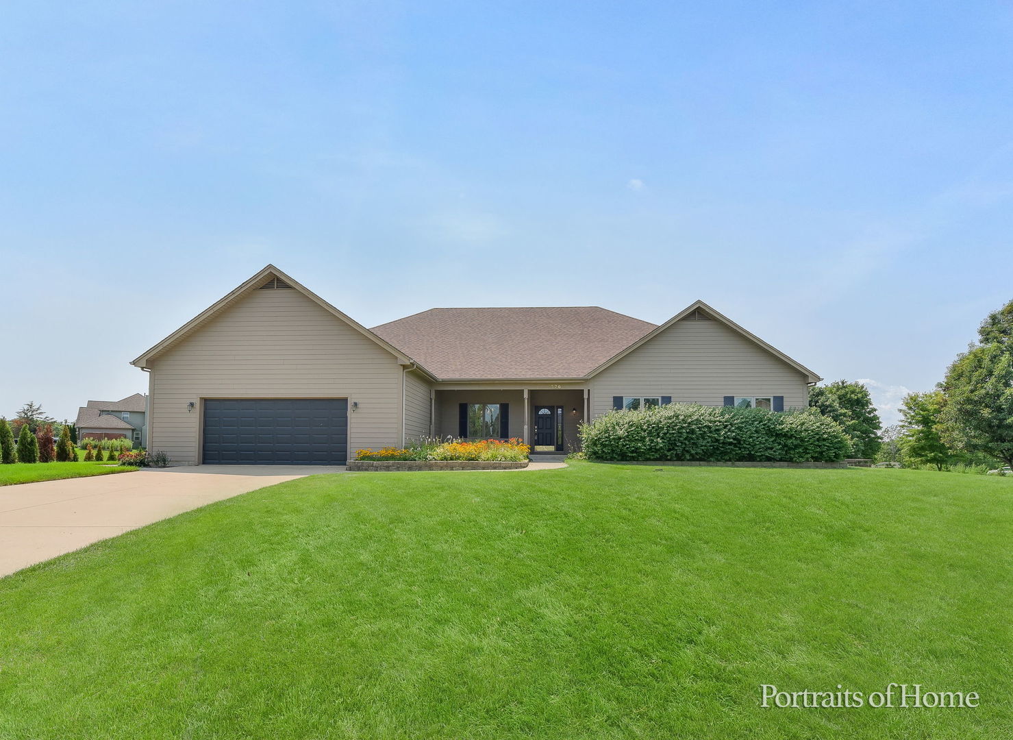 Property Photo: 326 Austin Court IL 60560