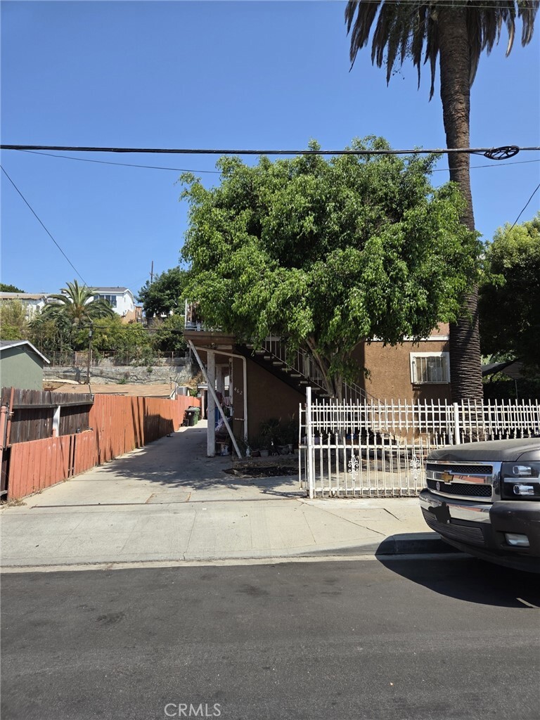 462 S Bernal Avenue  Los Angeles CA 90063 photo