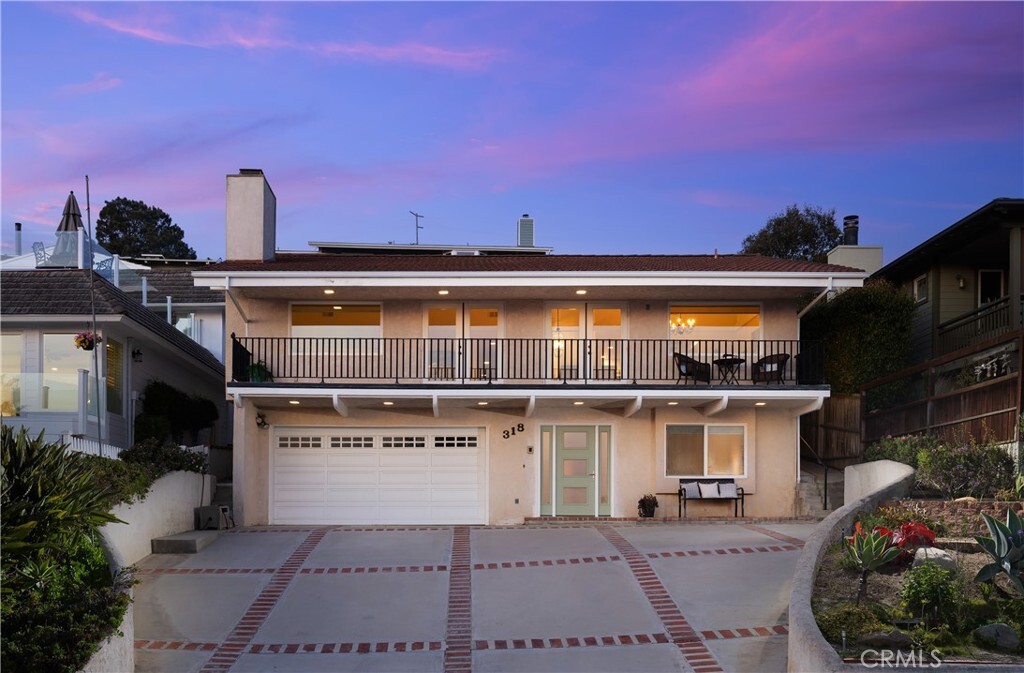 Property Photo: 318 Avenida Costanso CA 92672