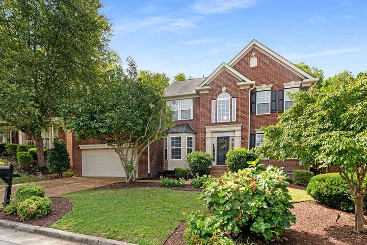 Property Photo: 817 Holt Grove Ct TN 37211