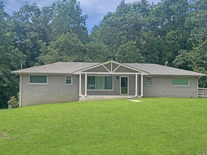 Property Photo:  312 Valley View Rd  TN 37058 