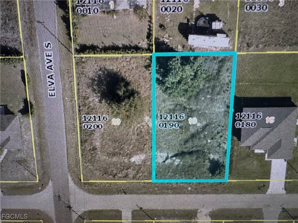 Property Photo: 2616 44th Street SW FL 33976