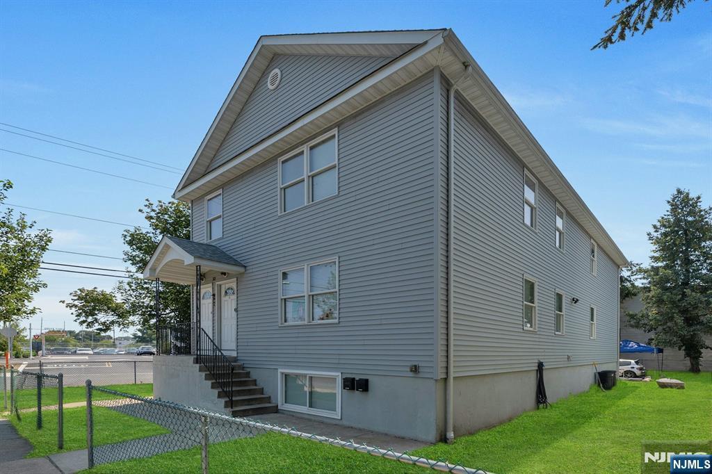 Property Photo:  32 Ann Street  NJ 07032 