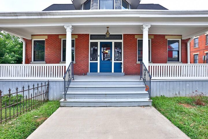 Property Photo: 21 E 18th Street KY 41011