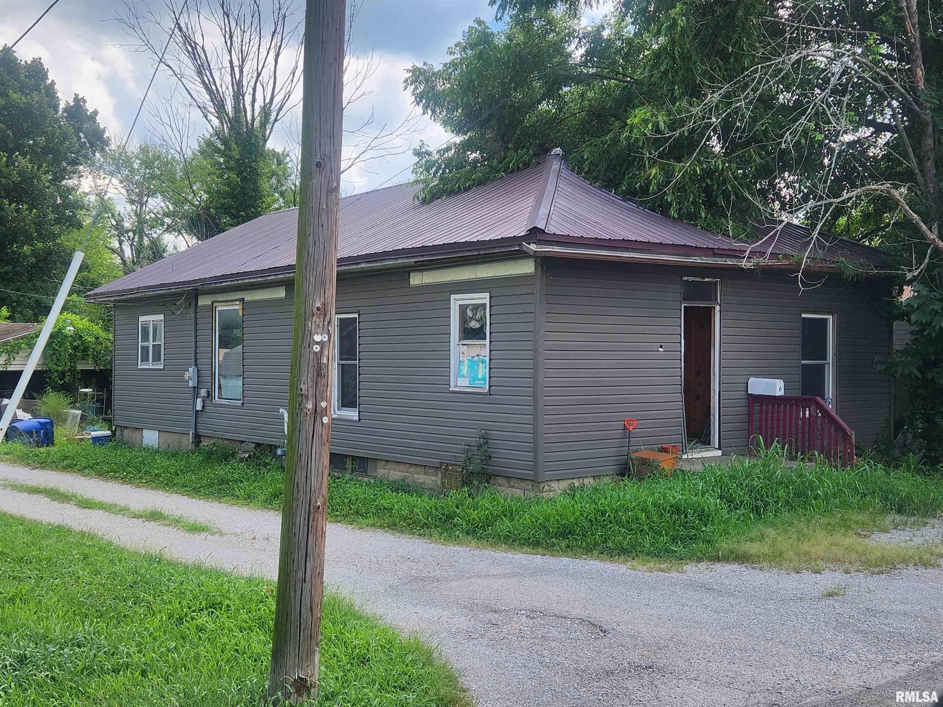 6 Fallon Street  Pinckneyville IL 62274 photo