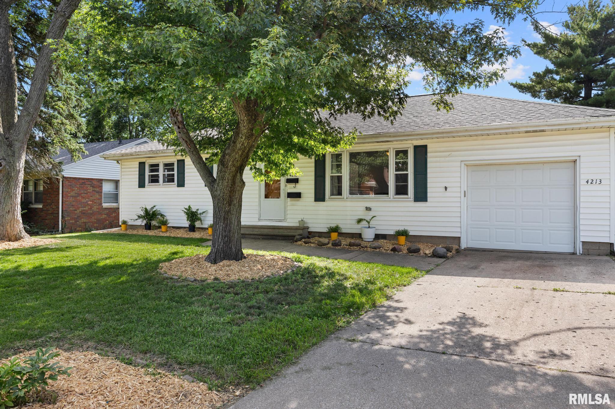 Property Photo:  4213 N Wycliffe Road  IL 61614-7436 