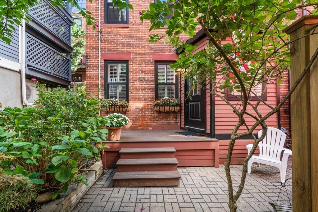 Property Photo: 9R Salem St MA 02129