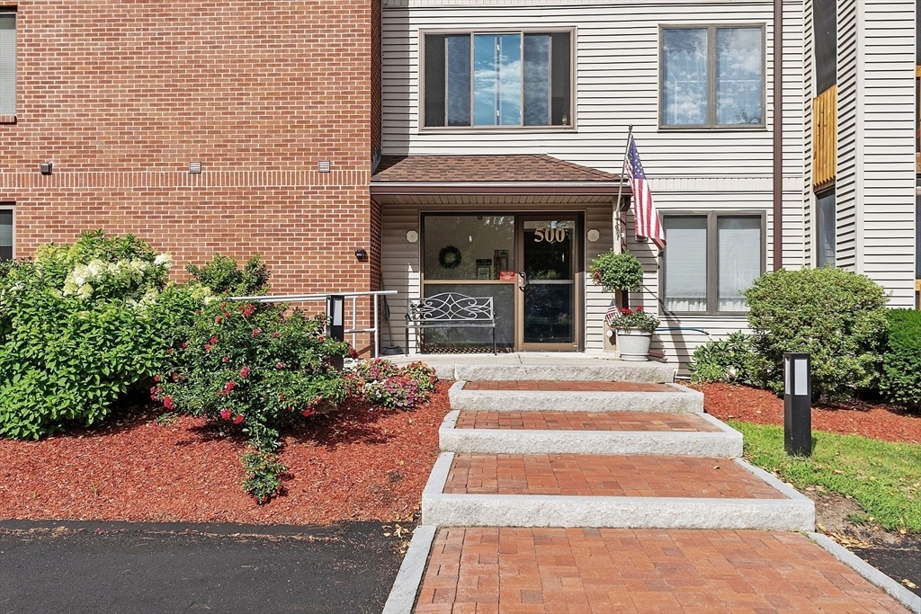 Property Photo:  500 Candlewood Park 21  NH 03062 
