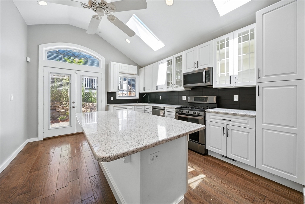 Property Photo:  13 Oak St  MA 01970 