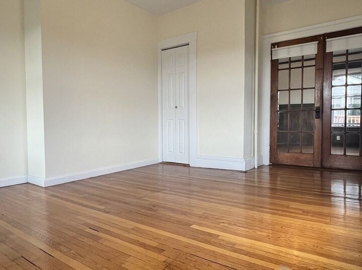 543 Broadway 2F  Somerville MA 02145 photo