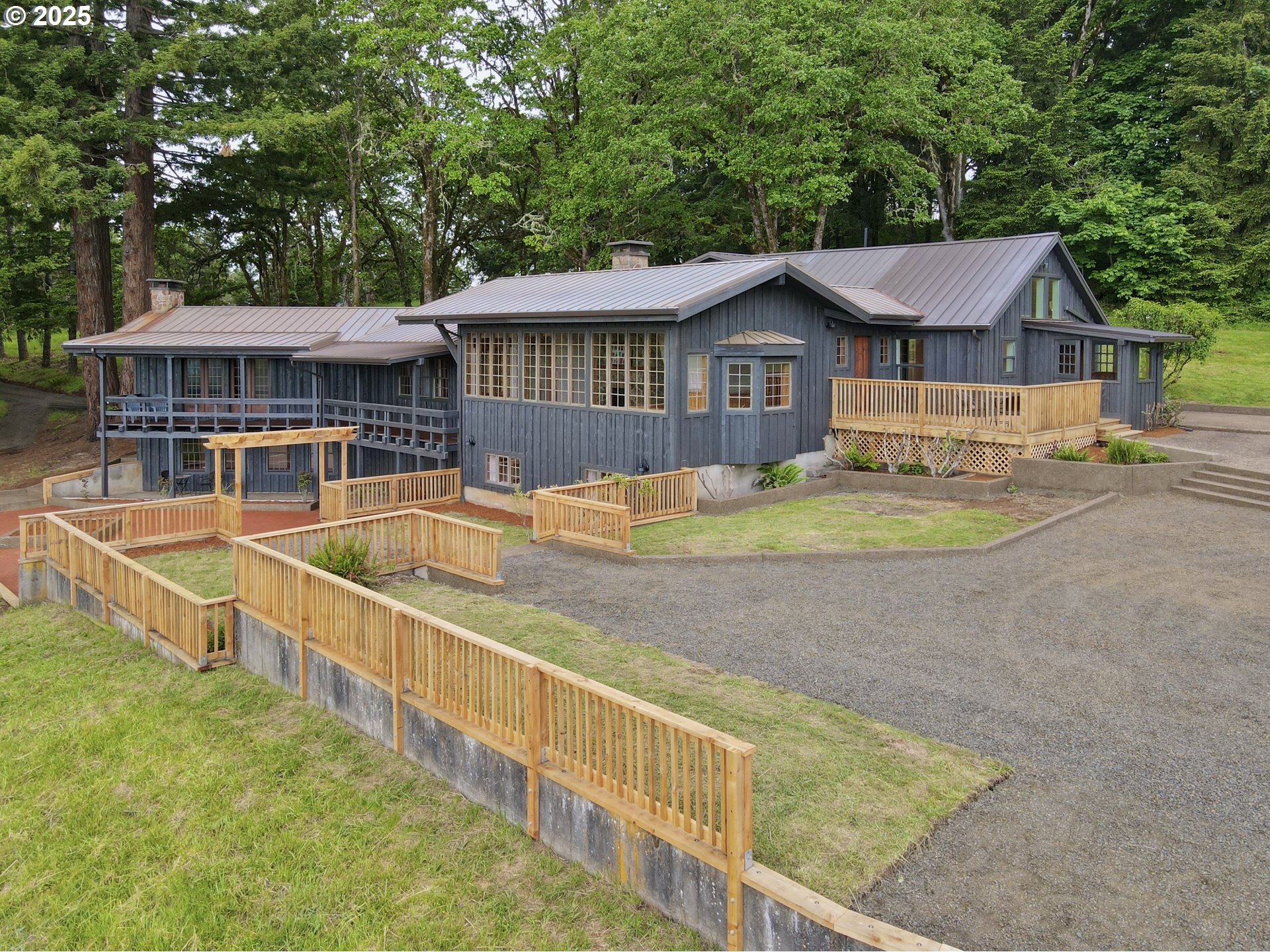 Property Photo:  11890 SW Dupee Valley Rd  OR 97128 