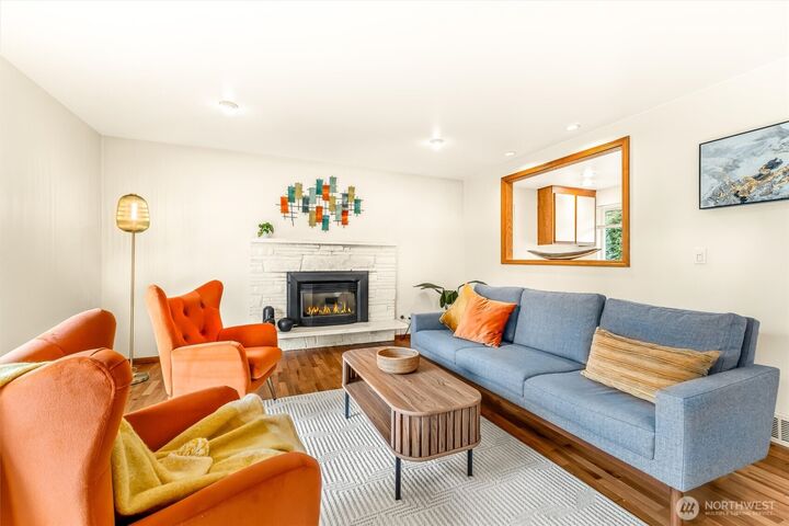 Property Photo:  23807  80th Avenue W  WA 98026 