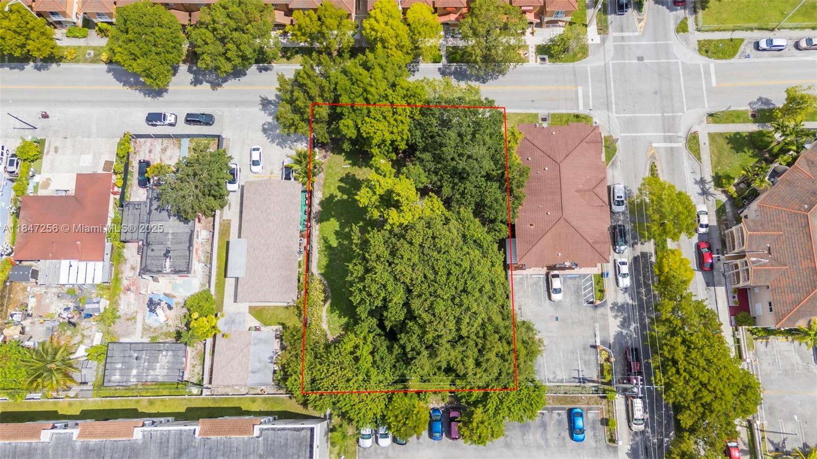 Property Photo: 174 E 4th St FL 33010