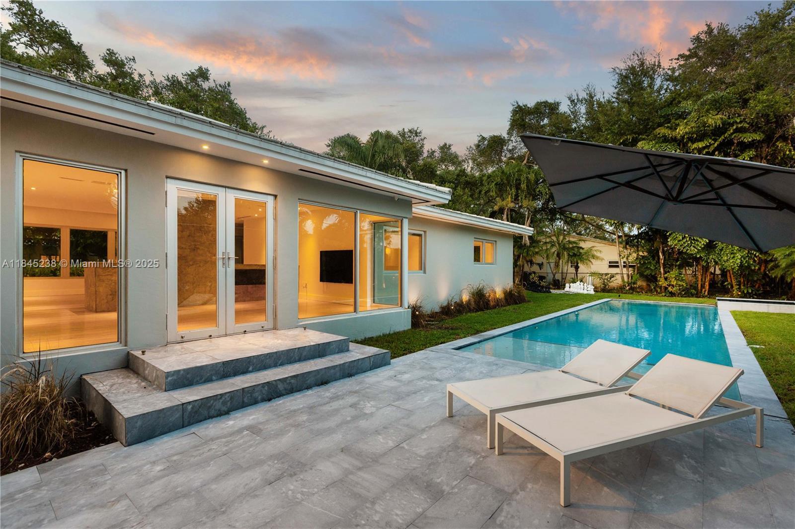 520 Castania Ave  Coral Gables FL 33146 photo