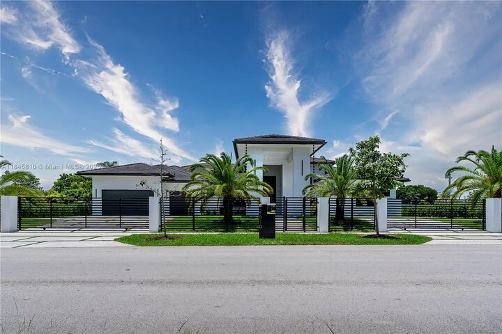 2610 SW 130th Ave  Miami FL 33175 photo
