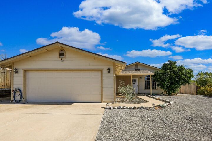 Property Photo: 1854 Whistling Drive CA 96003