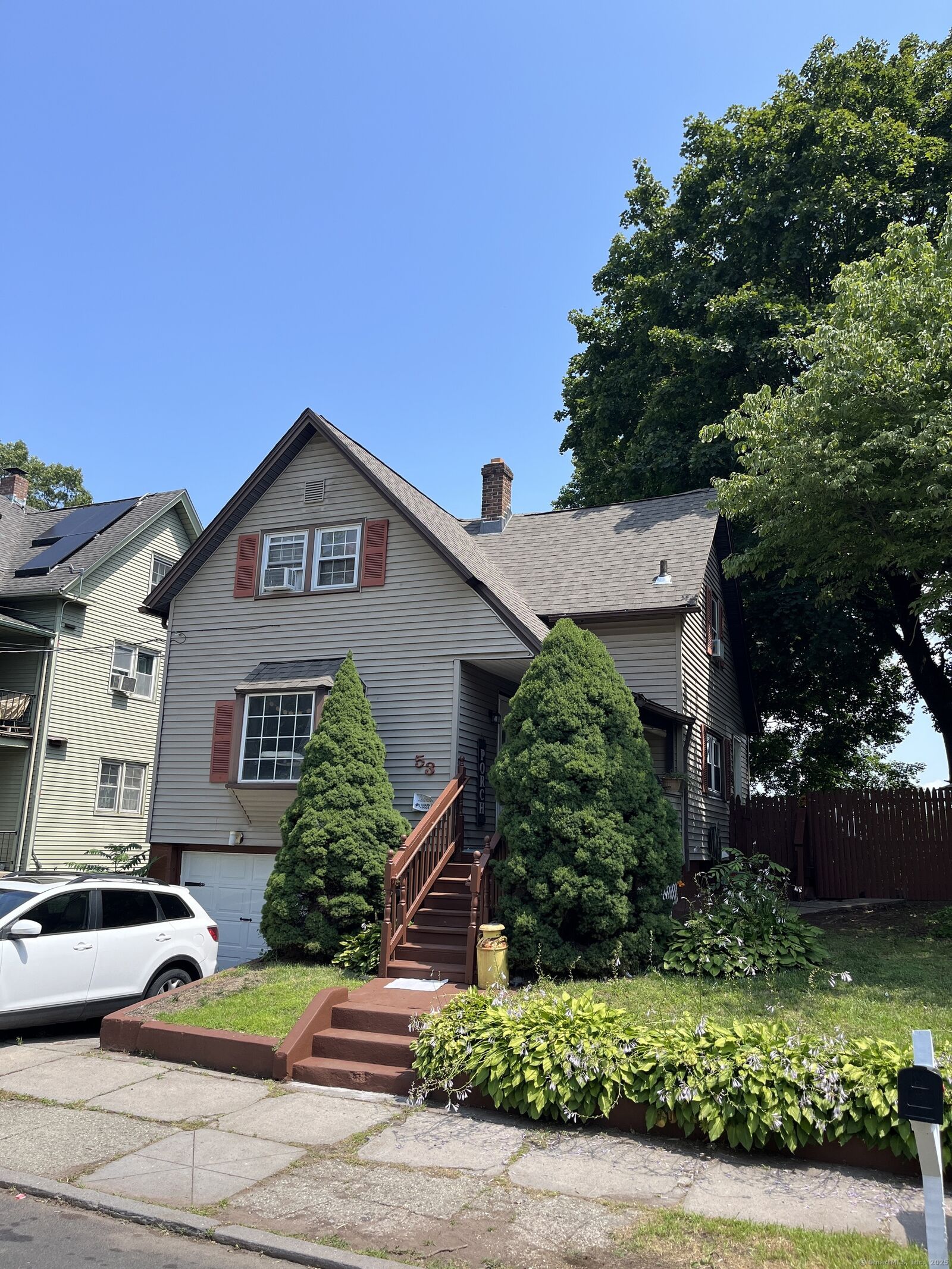 Property Photo:  53 Woodland Street  CT 06451 