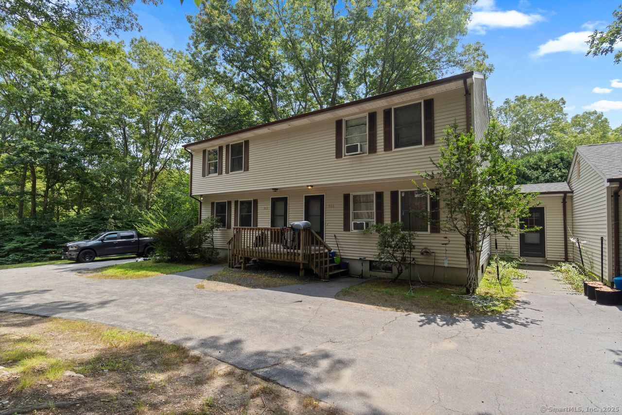 Property Photo: 860 North Road CT 06340