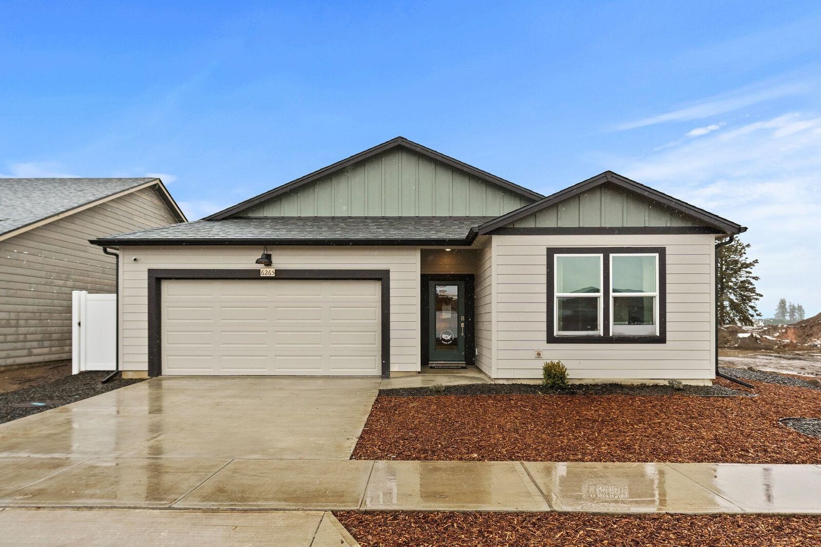Property Photo: 8749 W Red Ave WA 99004-1228