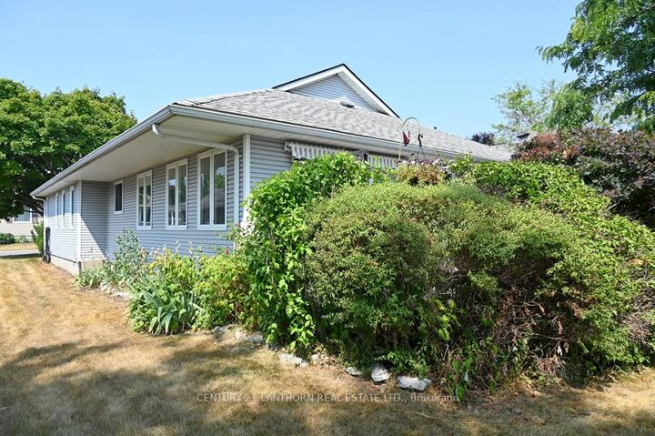 Property Photo: 26 Heritage Drive ON K0K 3L0