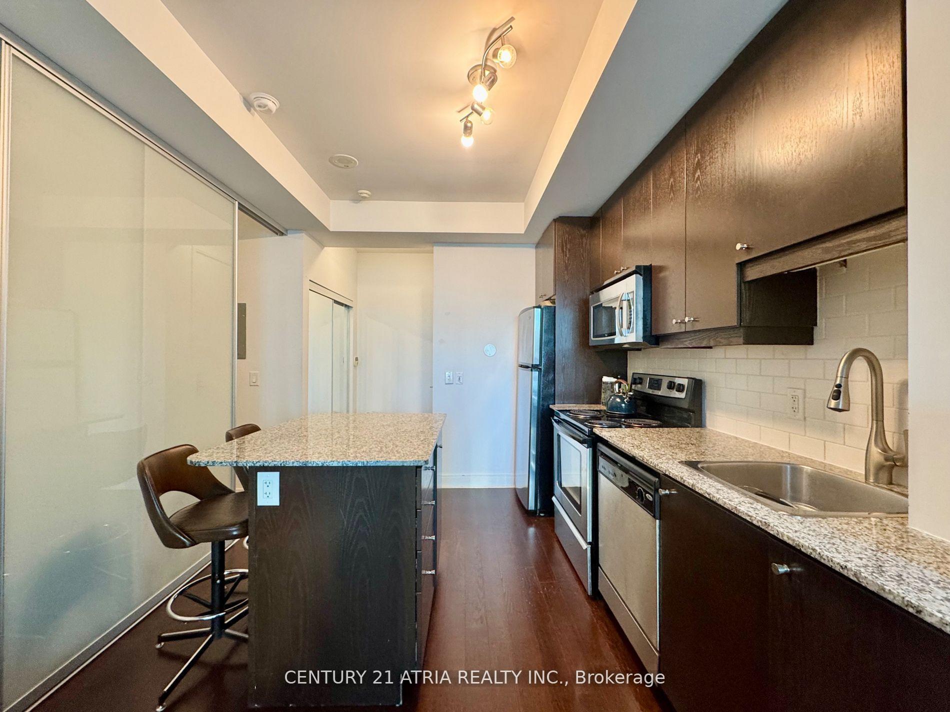 Photo de la propriété: 1 Scott Street 1305 ON M5E 1A1