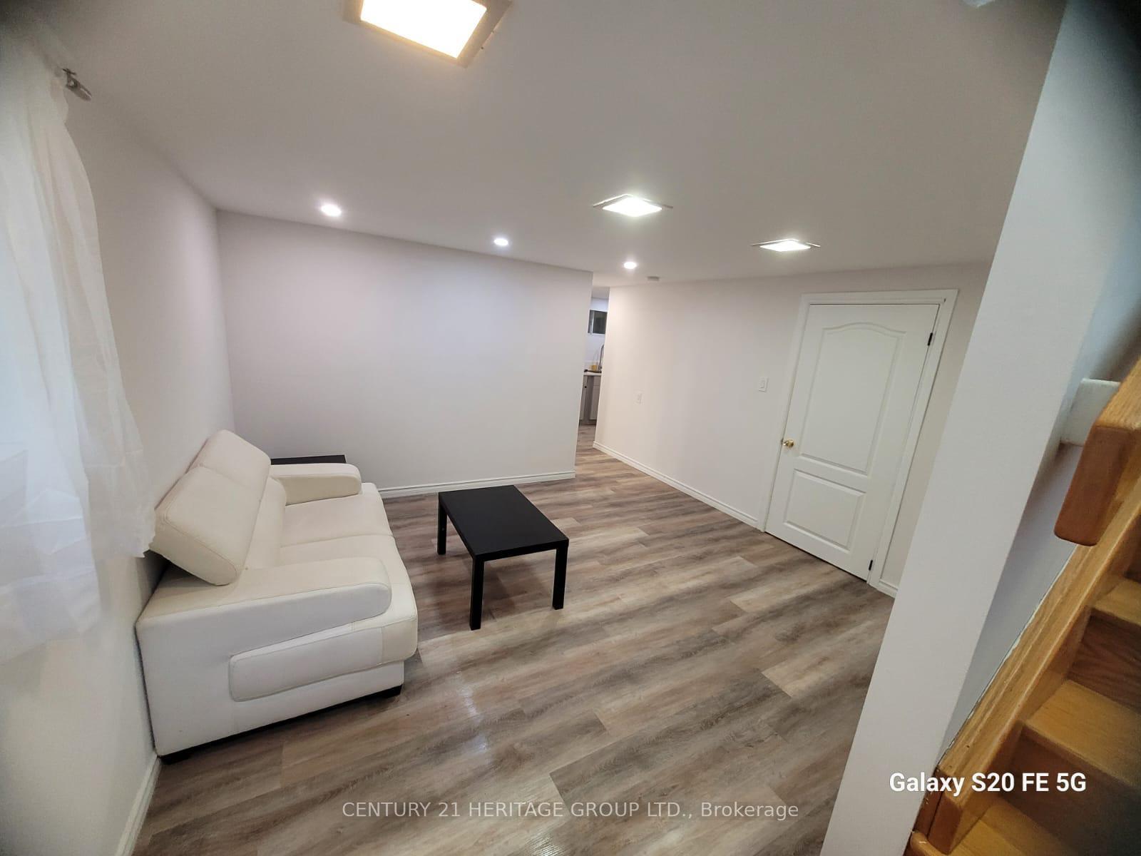 Photo de la propriété:  408 Osiris Drive Bsmt One  ON L4C 2P9 