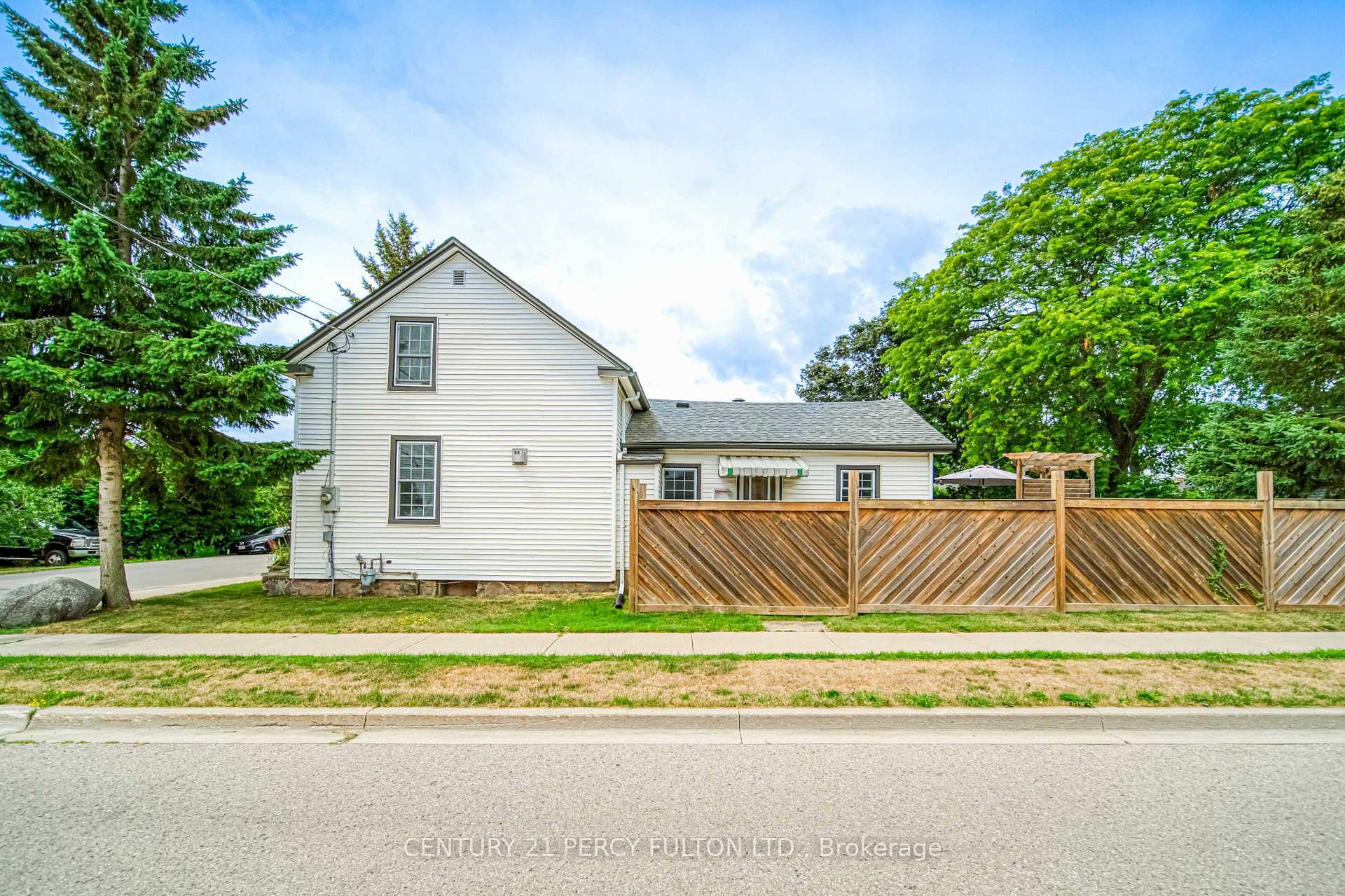 Property Photo: 16 Second Street ON L1C 2B2
