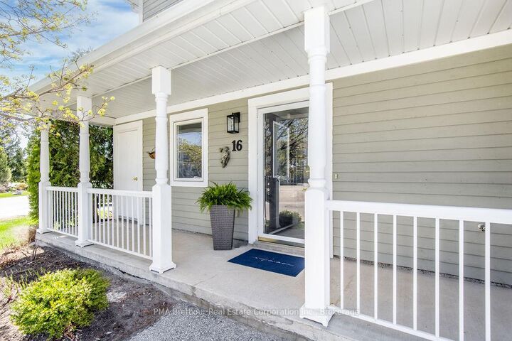Property Photo:  16 Cranberry Surf N/A  ON L9Y 5C4 