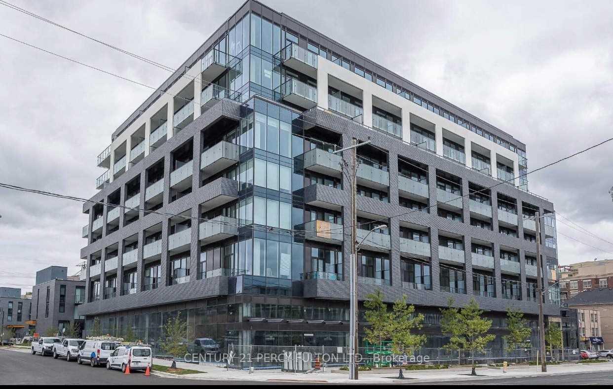 Property Photo:  4208 Dundas Street W 816  ON M8X 1Y6 