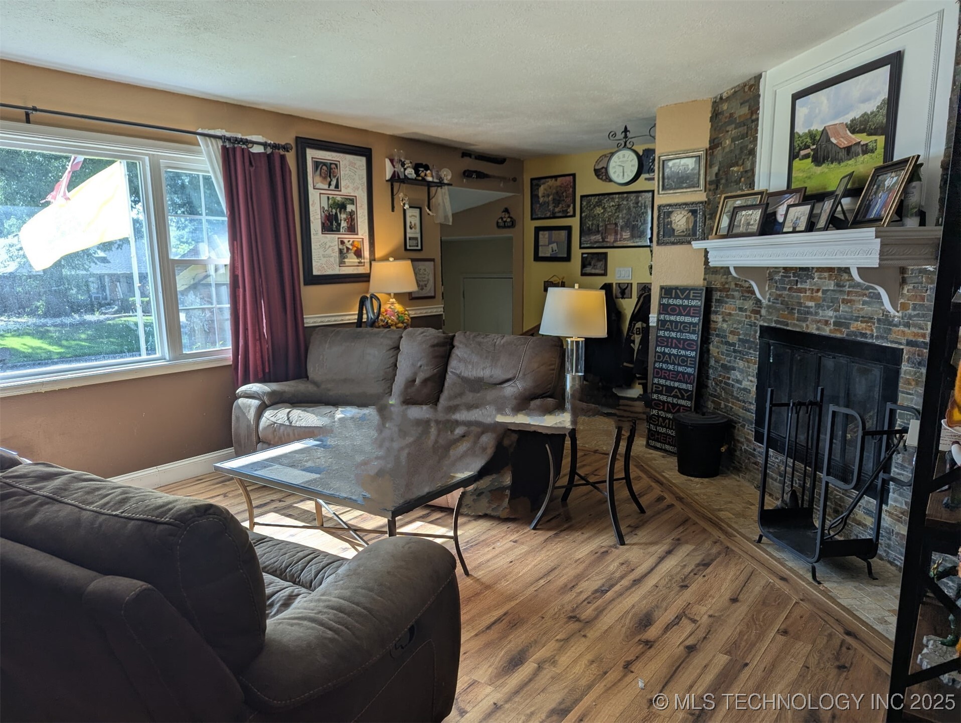 Property Photo: 201 Elton Drive OK 74403