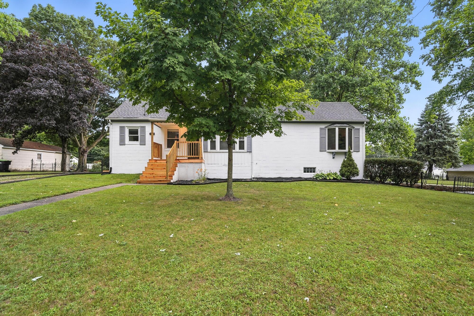 Property Photo:  224 E Downey Drive  OH 45504 