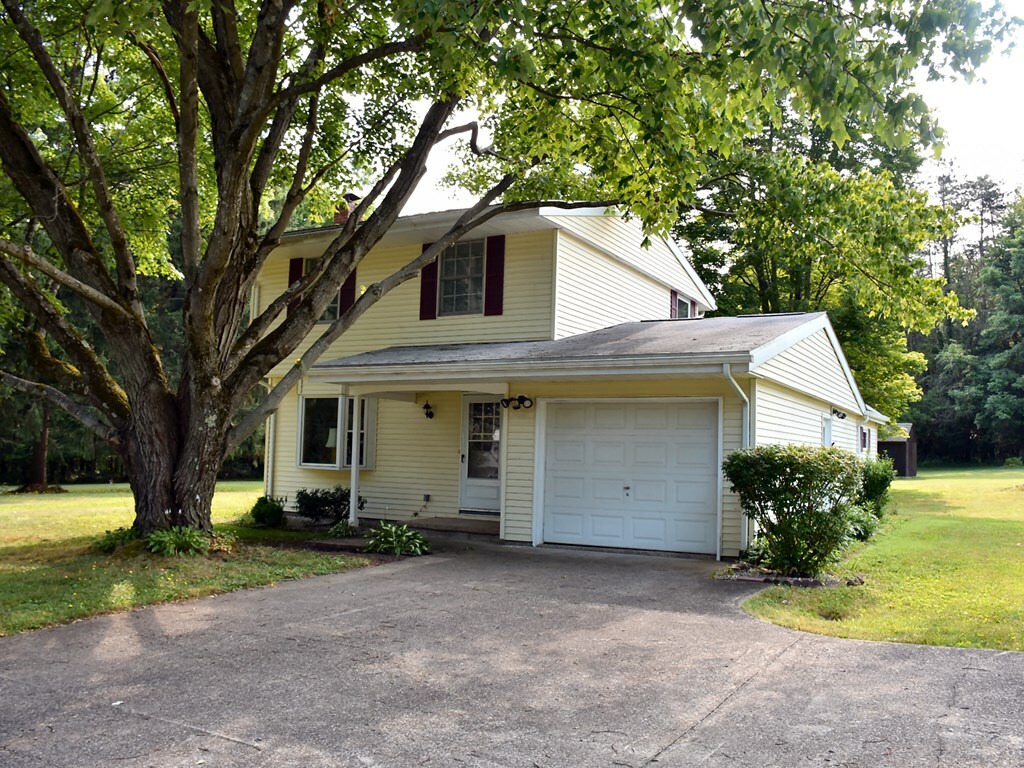 Property Photo:  13932 Oakview Drive  PA 16335 