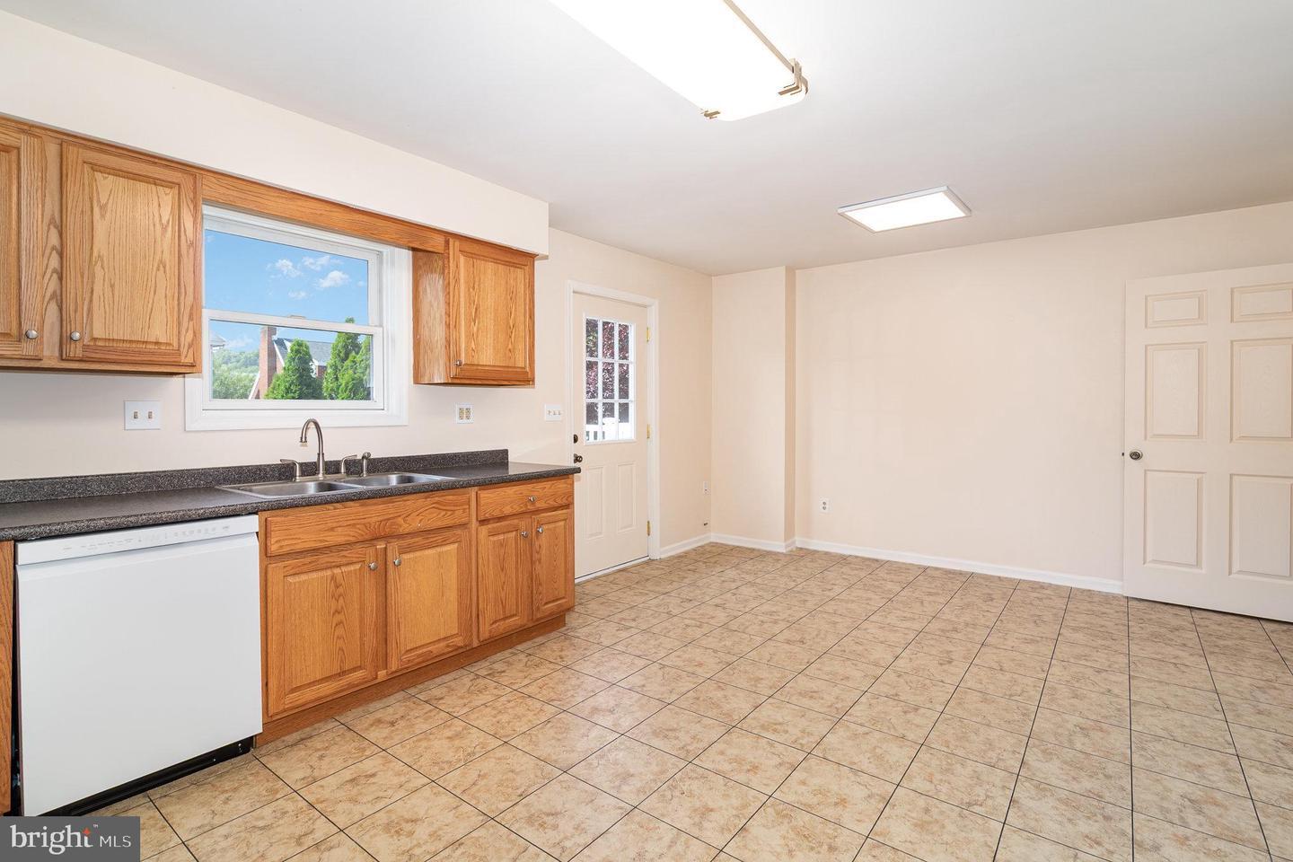 Property Photo: 32 Wetzel Street PA 17034