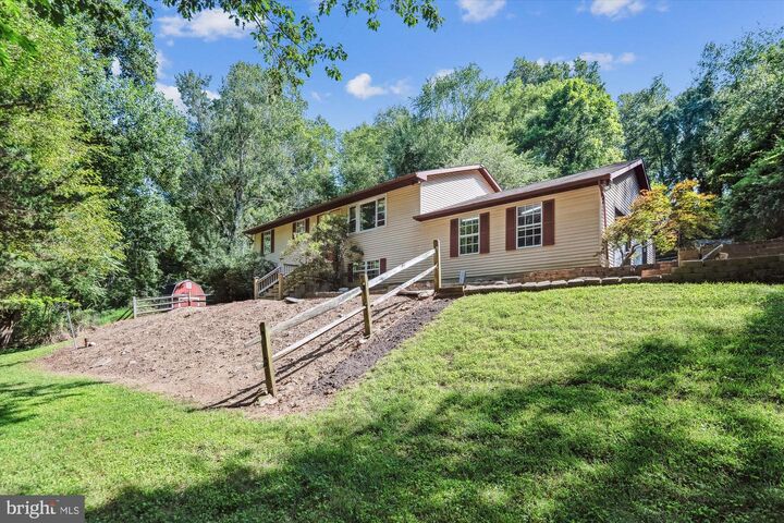 2126 Carrollton Rd  Westminster MD 21157 photo