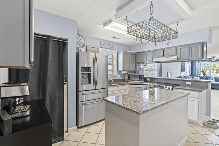 Property Photo:  4265 Villas Dr. 907  SC 29566 