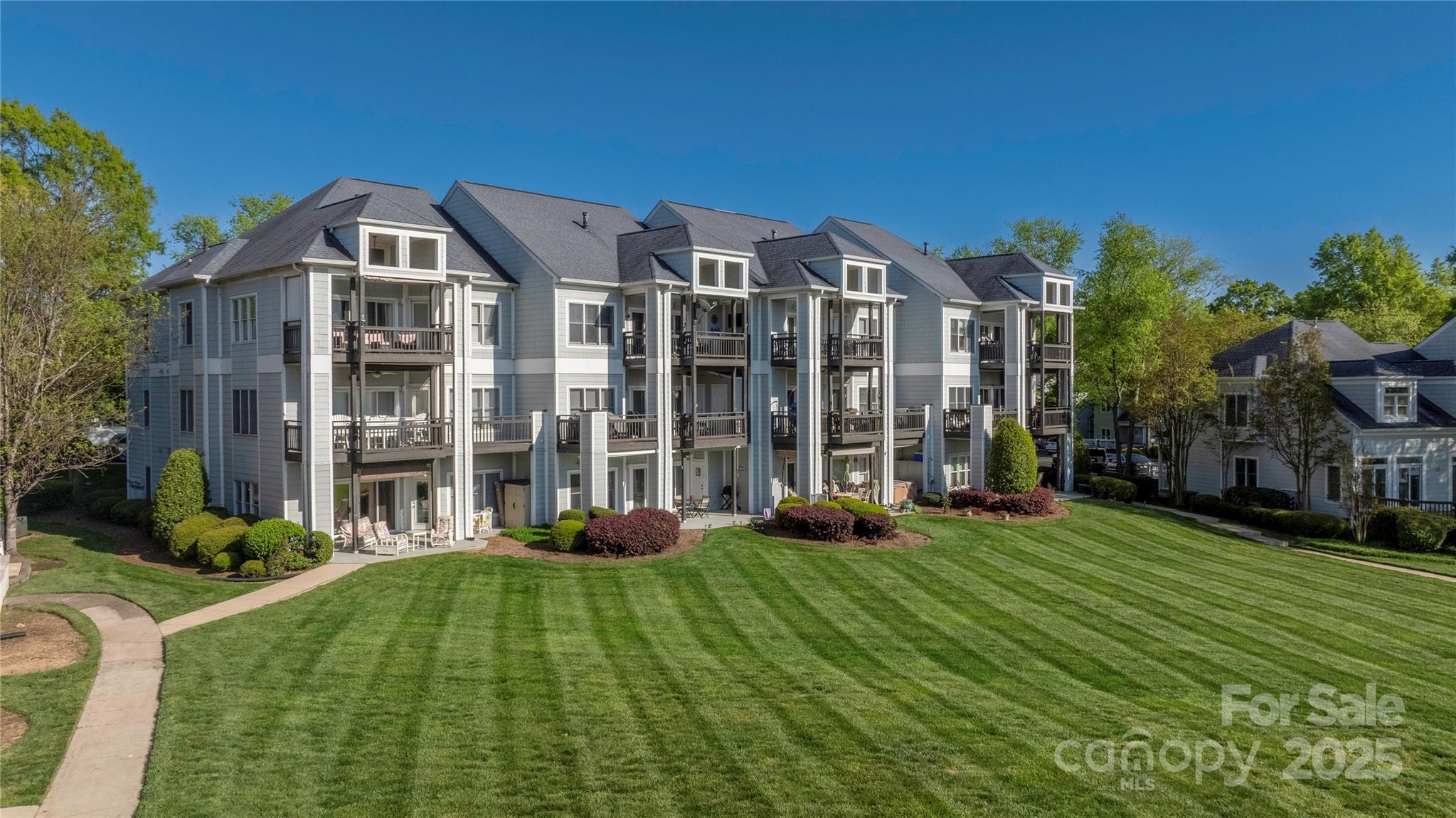 Property Photo: 18700 Nautical Drive 101 NC 28031