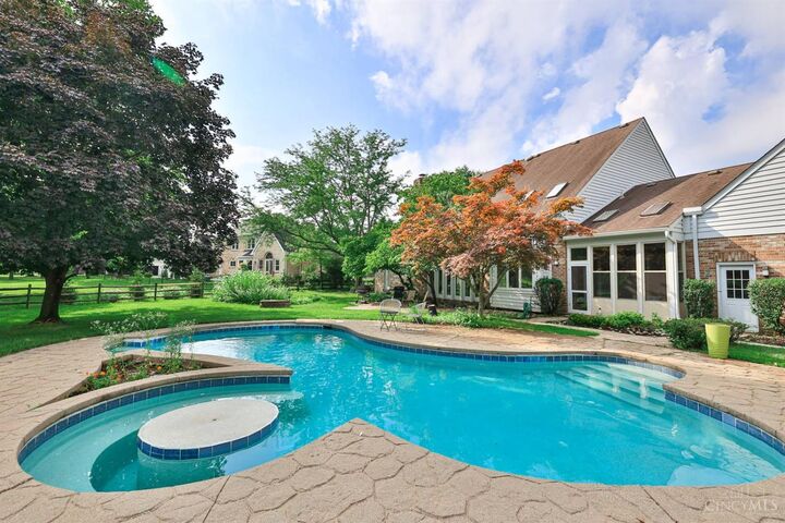 Property Photo: 5086 Rollman Estates Drive OH 45236